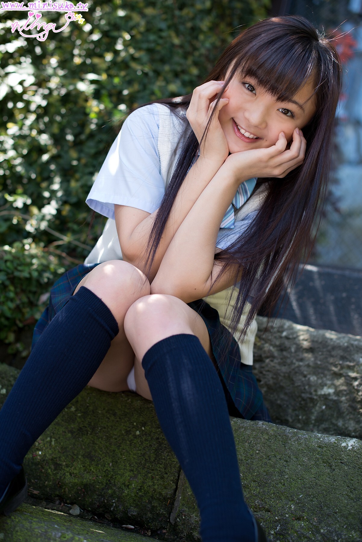 [Minisuka.tv] 2013.04.26 愛沢新菜 Niina Aizawa